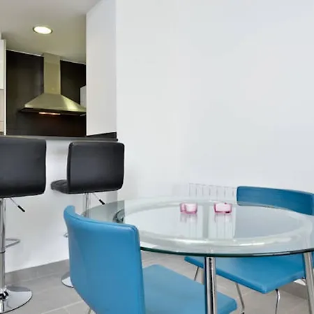 Apartment Cosy Well Situed With Sea View